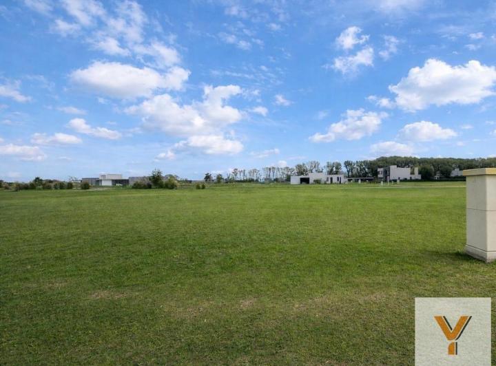 Terreno · 760m²