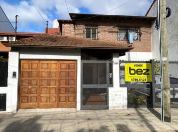 Casa · 207m² · 5 Ambientes · 1 Cochera · Casa en Olivos