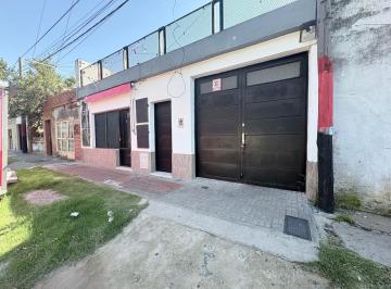 Casa · 104m² · 3 Dormitorios · 1 Cochera · Casa en Tiro Suizo