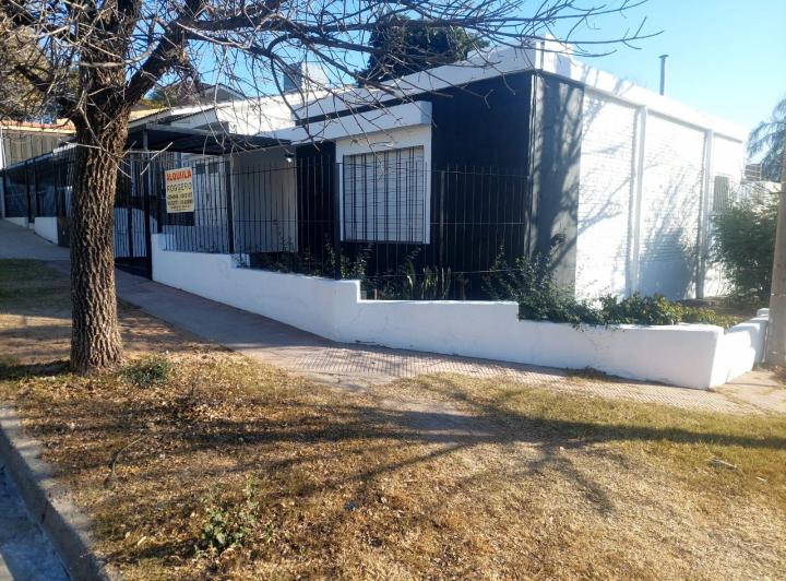 Casa · 155m² · 5 Ambientes · 1 Cochera