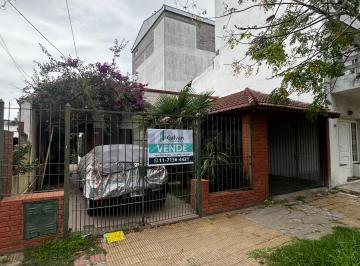 Casa de 5 ambientes, Avellaneda · Casa Sobre Lote Propio (8,66 X 32,84) - a Refaccionar con Gran Potencial
