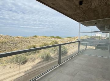 Departamento · 44m² · 2 Ambientes · 1d - Balcon - Cochera - Frente Al Mar.