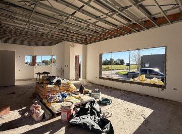 Casa · 120m² · 5 Ambientes · 2 Cocheras · 2 Dor 2 B - 120 m - Opción Suite - Entrega Diciembre 2026