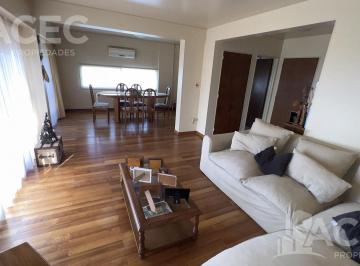 Departamento · 167m² · 4 Ambientes · 1 Cochera · Venta - Piso Exclusivo - Departamento 3 Dorm. Cochera Doble - Barrio Martin