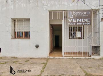 Casa · 80m² · 3 Ambientes · 2 Cocheras · Casa 3 Ambientes con Garage y Lavadero Zona Gascon y Peru