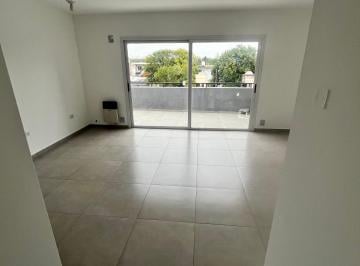 Departamento de 3 ambientes, Córdoba · Amplio Dpto. Ideal Oficina - Consult - Showroom en La Mejor Cuadra de Av Mahatma