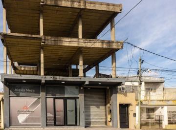 Casa · 275m² · 9 Ambientes · 3 Cocheras · Venta | Importante Inmueble:oficinas, Residencia y Proyecto en Altura