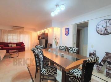Departamento · 116m² · 4 Ambientes · 1 Cochera · Semip C/dep en Av Pueyrredon y Av Santa Fe - Cochera Frente Baulera Apto Prof T/a Nuevo