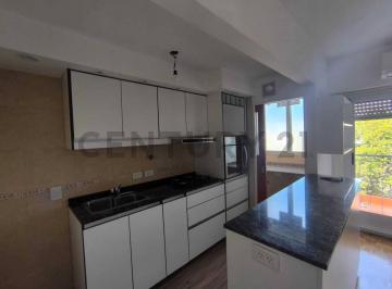 Departamento · 36m² · 2 Ambientes · Excelente 2 Amb en Alquiler Totalmente Reciclado, Muy Luminoso.