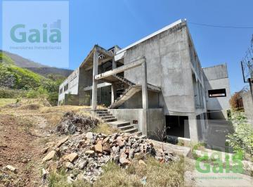 Bodega-Galpón · 1500m² · 24 Ambientes · Edificio Los Olmos Al 400 Esquina Los Juncos