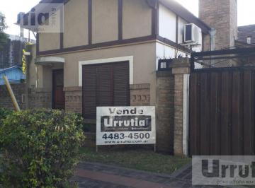 PH · 60m² · 3 Ambientes · 1 Cochera · Casa PH Al Frente Ratti y Posta E Pardo Ituzaingo Norte