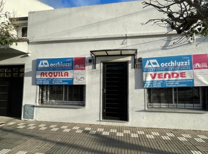 Casa · 140m² · 3 Ambientes · 1 Cochera