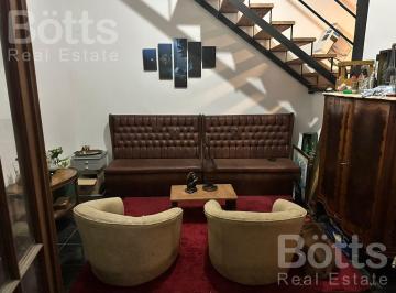 Casa · 152m² · 10 Ambientes · Casa en Villa Luro