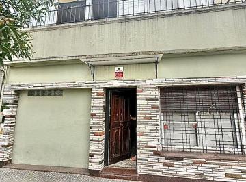 Casa de 5 ambientes, Avellaneda · Casa con 192 m² y 4 Dorm. en Venta en Crucecita