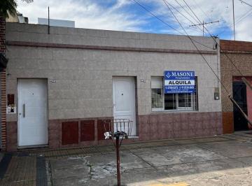 PH de 2 ambientes, Lanús · Departamento Tipo PH de Dos Ambientes y Medio Cerca de Todo!