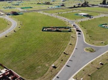 Terreno · 522m² · Lote en Venta en Santo Tomas, Pilar