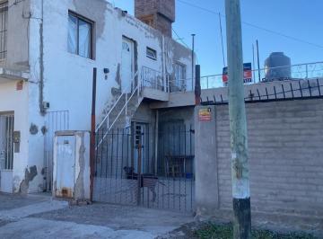 Casa · 195m² · 7 Ambientes · Casa en Barrio Confluencia Urbana