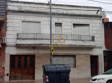 Casa · 220m² · 6 Ambientes · 1 Cochera · Venta Casa Floresta Norte - Oportunidad Inversor