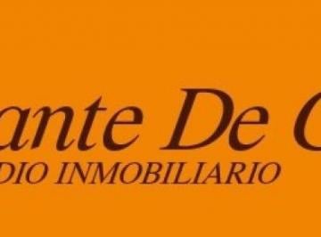 Casa · 130m² · 4 Ambientes · 1 Cochera · Duplex en Venta en Lomas del Mirador