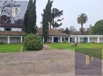 Edificio · 1545m² · Alquiler Edificio Comercial en Alejandro Korn