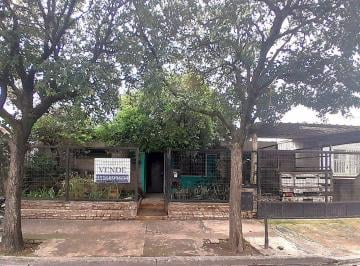 Casa de 5 ambientes, Córdoba · Casa en Venta B° m. T. Alvear a 3 Cuadras de J. B. Justo
