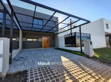 PH · 135m² · 4 Ambientes · 2 Cocheras · Duplex 3 Dorm. y Pileta en Quebradas de Manantiales