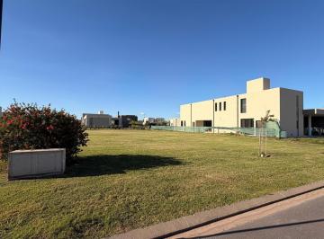 Terreno · 800m² · Venta Terreno Vida Barrio Cerrado Frente Sur
