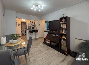 Departamento · 48m² · 4 Ambientes · Venta / Permuta - Departamento 2 Dorm. Al Frente, Piso Alto - Zona Parque España, Rosario.
