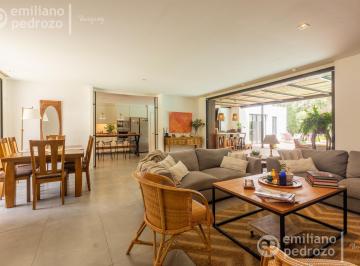 Casa · 332m² · 5 Ambientes · Venta Casa 4 Dorm. en Barrio Privado, Solanas, Punta del Este