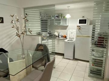 Departamento · 42m² · 3 Ambientes · Departamento 1 Dormitorio en B° Centro con Balcón