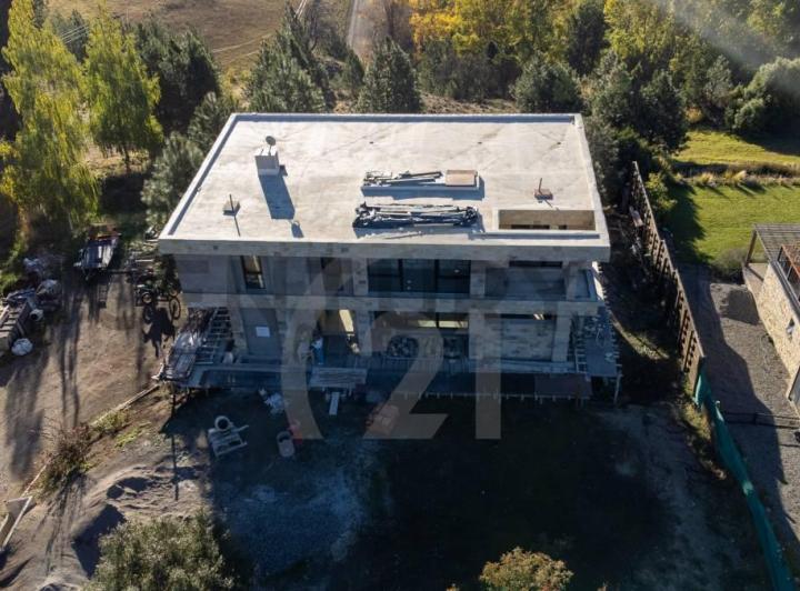 Casa · 465m²