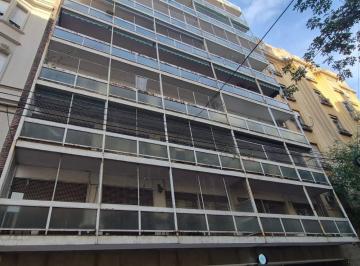 Departamento · 73m² · 3 Ambientes · 1 Cochera · Departamento en Recoleta en Alquiler 2Dorm. con Dependencia y Cochera!