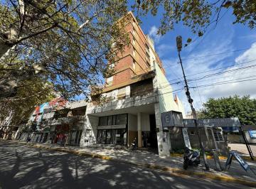 Departamento · 55m² · 3 Ambientes · Alquiler Semipiso 3 Amb C/balcon Frances Fte Municipio