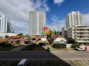 Foto1 · Apartamento en Venta en Edificio Cap Bretón Av Roosevelt y Av Biarritz