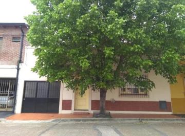Casa de 4 ambientes, Concepción del Uruguay · Casa 4 Ambientes en Ugarteche 324: a 4 Cdas de Facultad y 6 del Centro