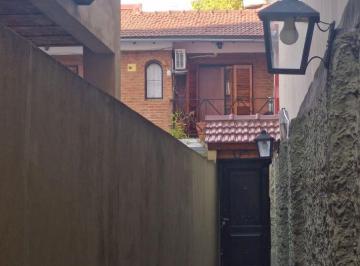 PH de 5 ambientes, Tres de Febrero · PH en Venta