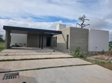 Casa · 206m² · 5 Ambientes · 2 Cocheras · Casa en Venta a Estrenar Siete Soles 3 Dorm. Una Planta
