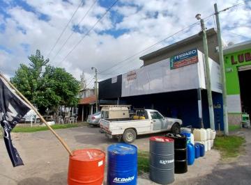 Local comercial , Almirante Brown · Amplio Local Comercial en Alquiler Sobre Av Monteverde 2300 Burzaco