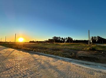 Terreno · 428m² · Venta Terreno en Ibarlucea - Preventa El Origen - Lote 19 - Esquina Frente a Espacio Verde - 430 m²