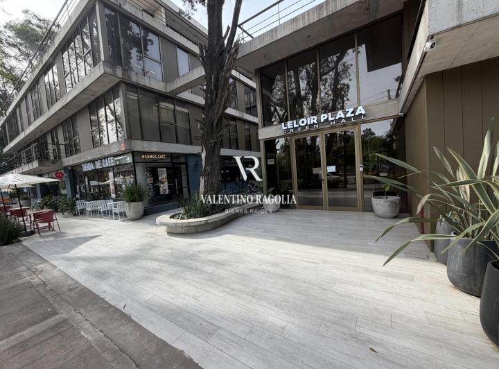 Oficina comercial · 105m² · 1 Ambiente · 3 Cocheras