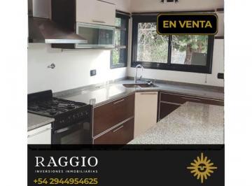 Casa · 558m² · 4 Ambientes · 1 Cochera · Casa en Lago Puelo, Golondrinas, Apta Credito 3 Habitaciones (Nr - 19)