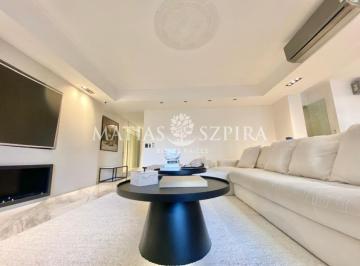 Departamento · 220m² · 4 Ambientes · 1 Cochera · Exclusivo Piso en Palermo Chico | 4 Ambientes Patio Privado y Categoria Reformado a Nuevo!