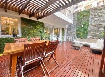 Departamento · 220m² · 4 Ambientes · 1 Cochera · Exclusivo Piso en Palermo Chico | 4 Ambientes Patio Privado y Categoria Reformado a Nuevo!