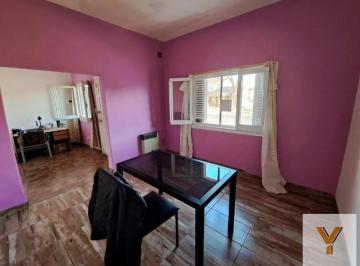 Casa · 91m² · 3 Ambientes · 1 Cochera · Casa en Venta - 1 Dormitorio 1 Baño - Cochera - 327 m² - Quilmes Oeste