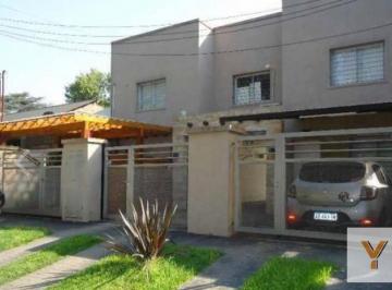 Casa · 110m² · 4 Ambientes · 1 Cochera · Dúplex en Venta - 3 Dorm. 2 Baños 1 Cochera - 120 m² - Ituzaingo Norte
