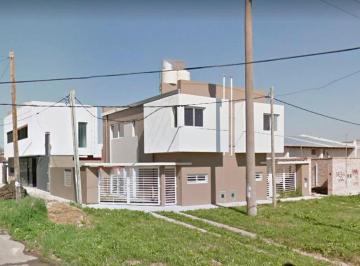Departamento · 70m² · 3 Ambientes · Duplex en Alquiler - 2 Dorm. 2 Baño - 70 m² - La Plata