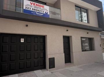 Casa · 145m² · 4 Ambientes · 1 Cochera · Casa en Chauvin