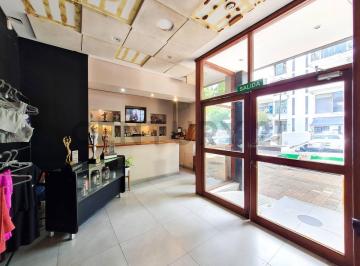 Local comercial · 450m² · Oportunidad de Inversion - Local Comercial 42 E/ 4 y 5