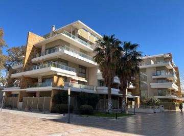 Departamento de 4 ambientes, Godoy Cruz · Departamento en Alquiler en Torre Palmares