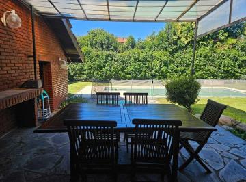 Casa · 200m² · 4 Ambientes · 1 Cochera · Casa Chalet en Venta en Las Brisas, Zelaya, Pilar